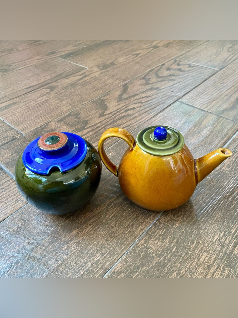 Lindt Stymeist Yo Han Japan Sugar & Creamer Teapot Wheat Olive Green Colorway